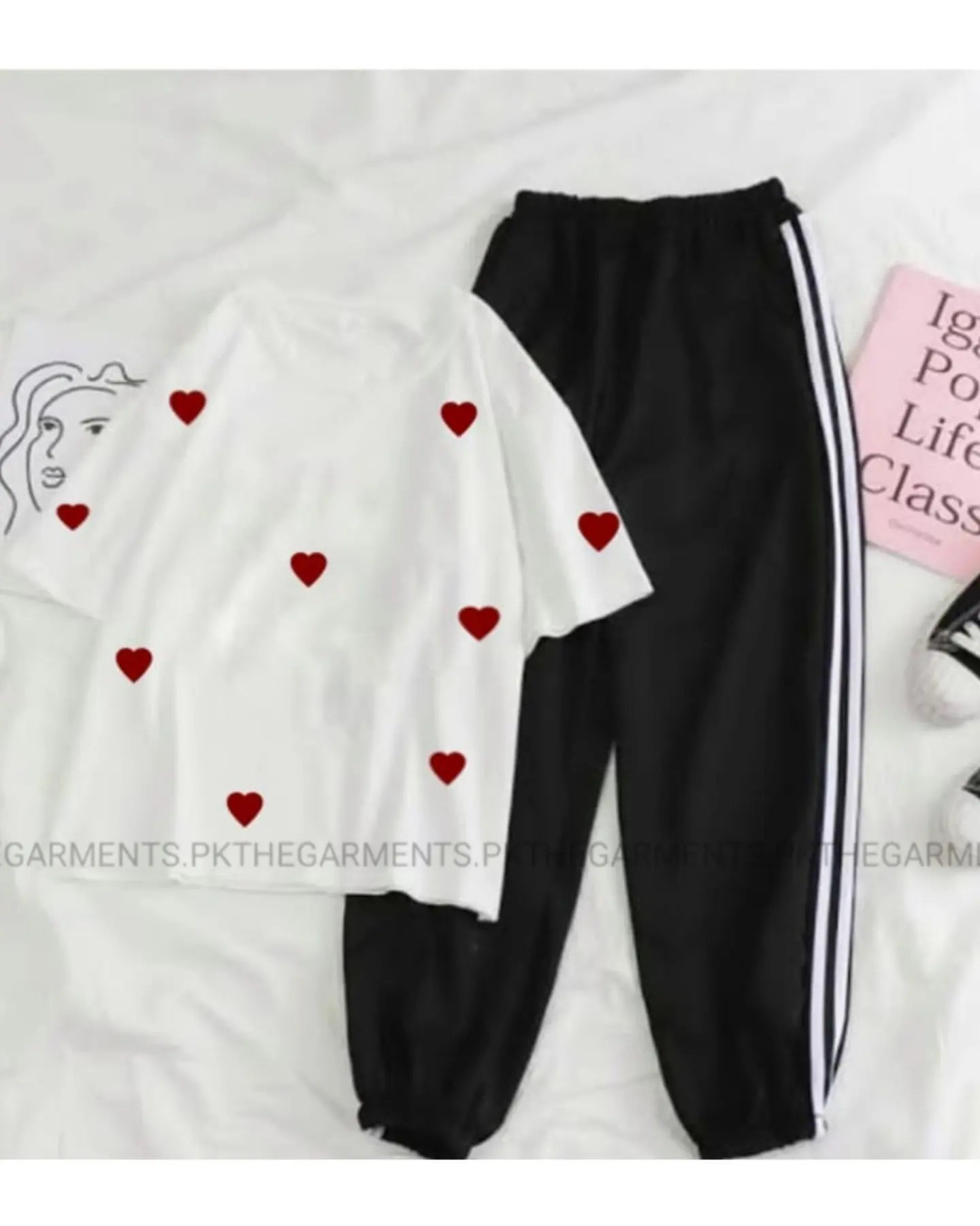 RED HEART ALL OVER WHITE TSHIRT WITH 3 STRIPE TROUSER