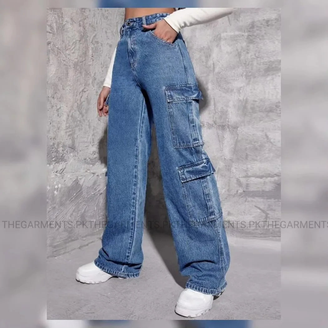 DARK BLUE CARGO JEANS