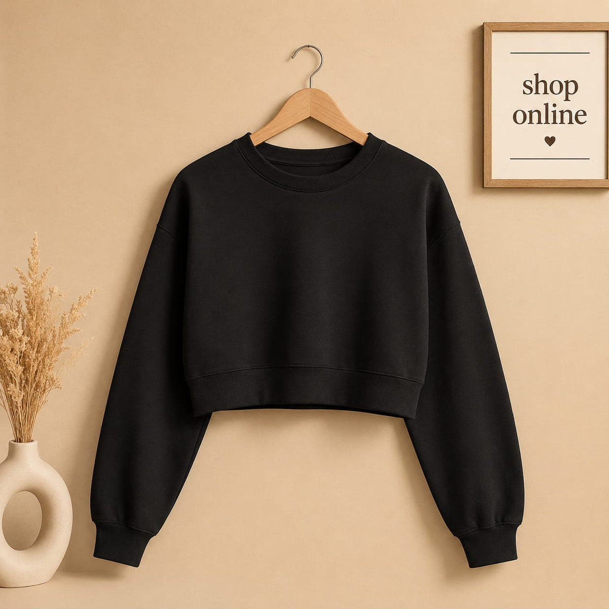 BLACK CROP SWEATSHIRT