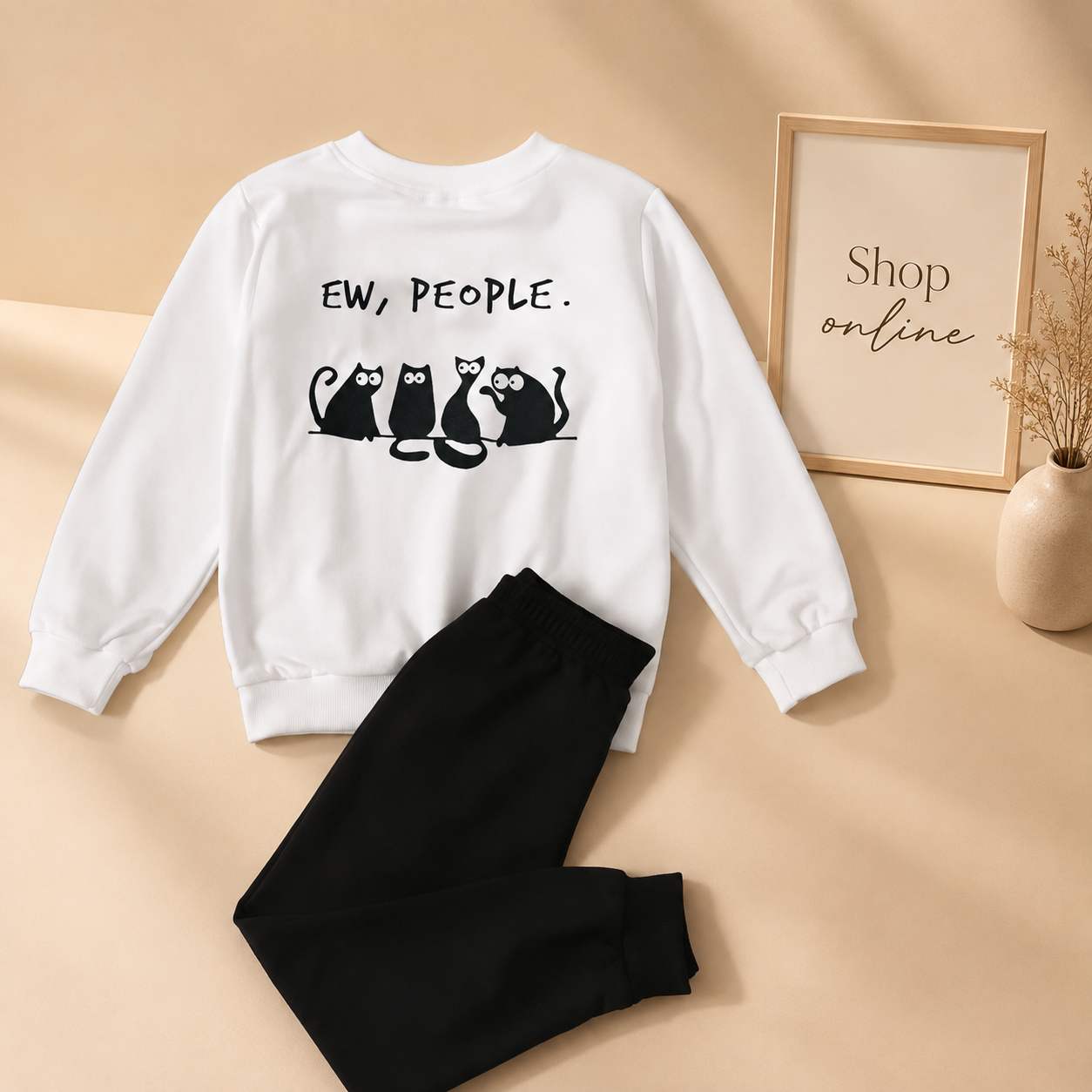 EWW PEOPLE WHITE SWEATSHIRT WITH BLACK TROUSER