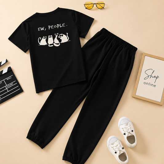 BLACK TEE EWW PEOPLE CATS WITH TROUSER