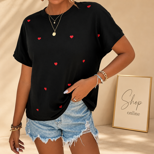 BLACK T-SHIRT ( RED HEARTS ALL OVER)