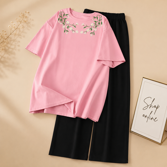 FLOWER NECK PINK TSHIRT WITH BLACK FLAPPER