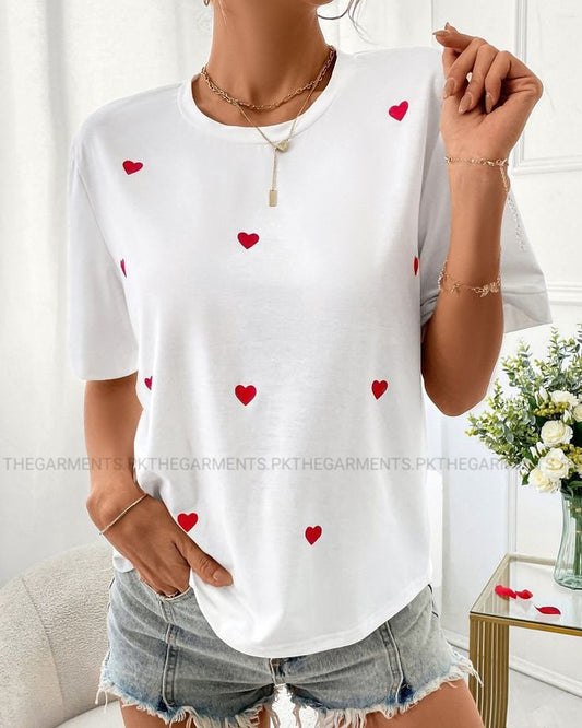 WHITE T-SHIRT ( RED HEARTS ALL OVER)