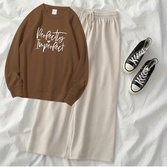 PERFECTLY IMPERFECT BROWN SWEATSHIRT WITH BEIGE FLAPPER